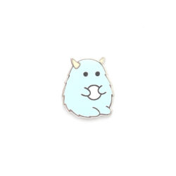 mini-yeti-pin-badge Yeti pin badge