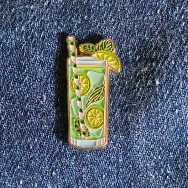 Mojito cocktail pin badge