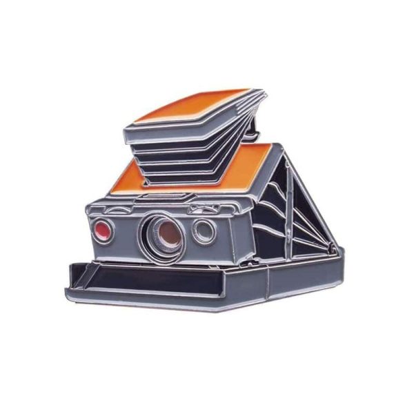 polaroid-sx70-instant-film-camera-pin-badge
