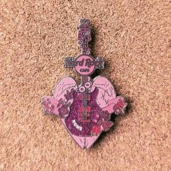 Rome - pink heart-shaped Shakira guitar - Hard Rock Cafe vintage pin badge